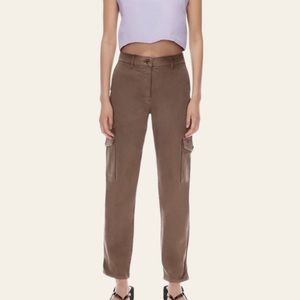 Aritzia Wilfred Free Modern Cargo Pant